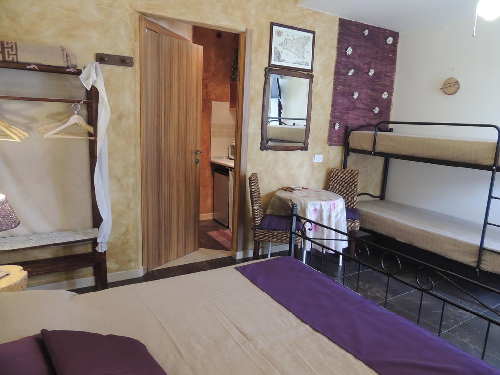 Monolocale L'Abbraccio Apartamento Ragusa Quarto foto